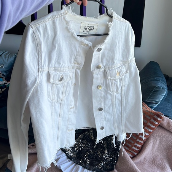 Zara Jackets & Blazers - Zara white denim distressed jacket